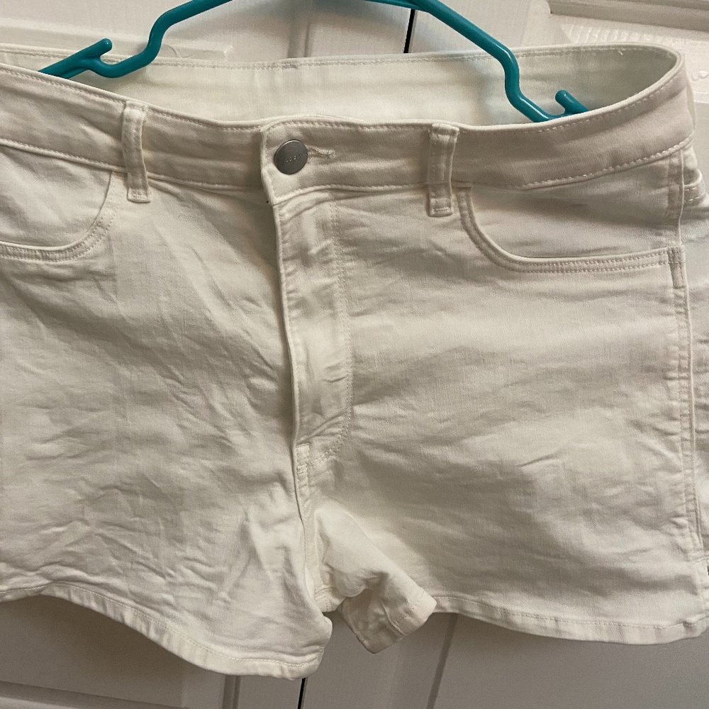 Denim stretchable shorts